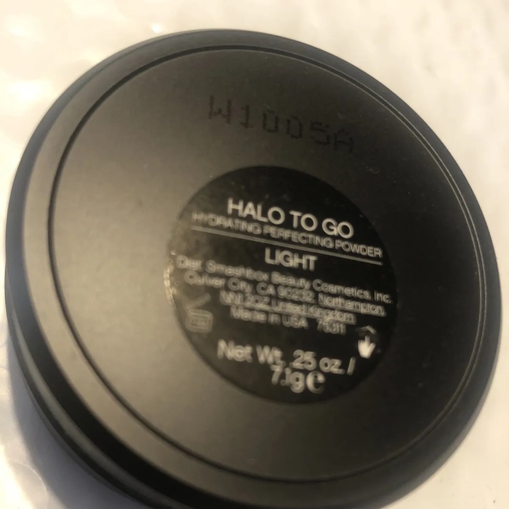 COPY - SMASHBOX HALO LIGHT TO GO .25 OZ  HYDRATING POWDER sealed